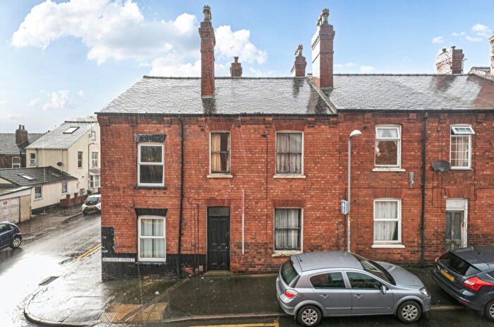 3 Bedroom Terraced House For Sale In Belmont Street, LN2