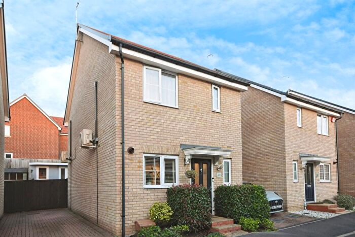 2 Bedroom Detached House For Sale In Bamboo Crescent, Braintree, CM7