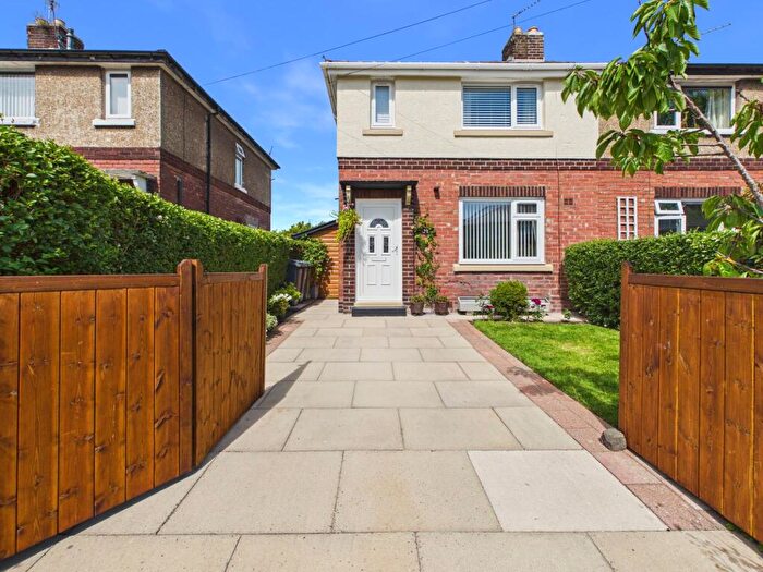 3 Bedroom Semi-Detached House For Sale In Owen Avenue, Ormskirk, L39