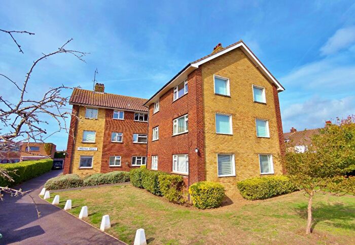 2 Bedroom Flat For Sale In Warren Court, Underdown Road, Southwick, Brighton, West Sussex, BN42