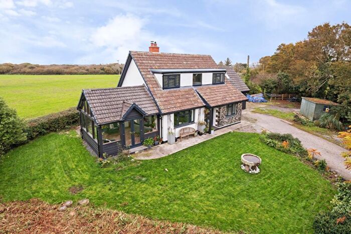 4 Bedroom Property For Sale In Ruan Minor, Helston, TR12