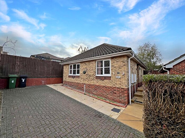 3 Bedroom Detached Bungalow For Sale In Brewster Close, Halstead, CO9