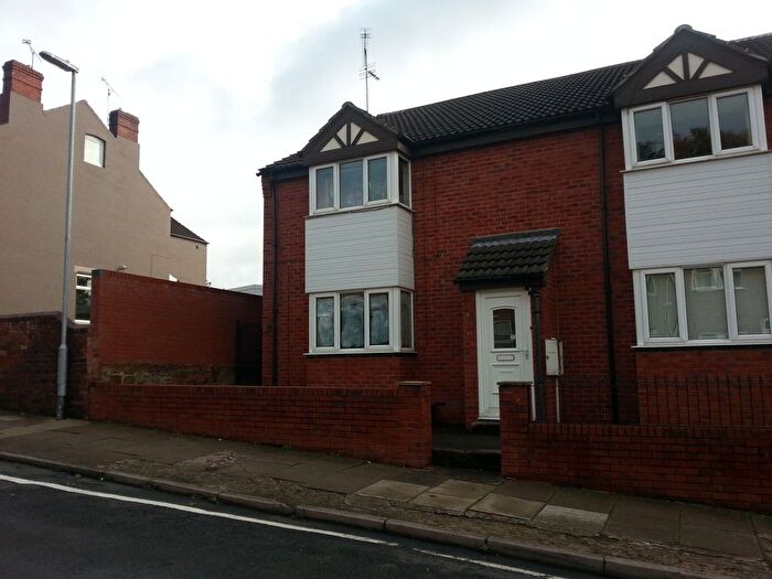 2 Bedroom Flat To Rent In Ewers Road, Kimberworth, Rotherham, S61
