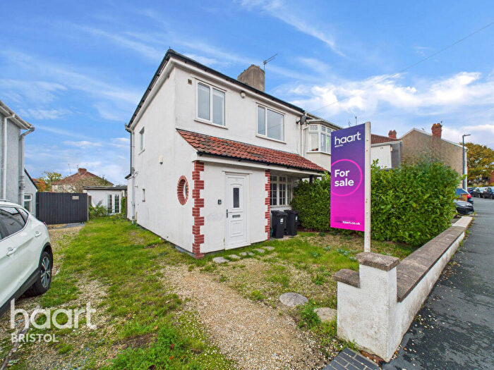 3 Bedroom Semi Detached House For Sale In Portland Street, Bristol, BS16