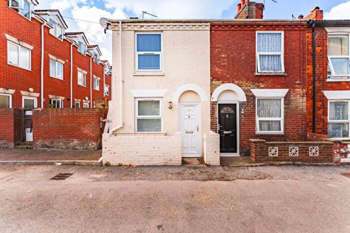 2 Bedroom End Of Terrace House For Sale In School Road, Great Yarmouth, NR30