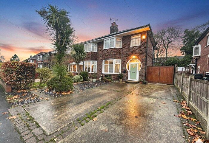 3 Bedroom Semi Detached House For Sale In Marshalls Brow, Penwortham, Preston, Lancashire, PR1
