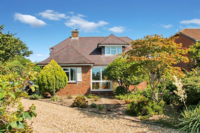 3 Bedroom Detached House For Sale In Warsash, Southampton, SO31