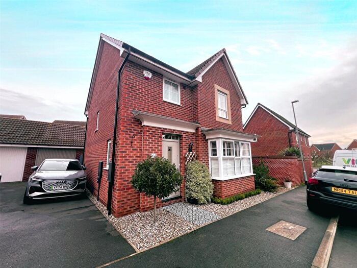 3 Bedroom Detached House For Sale In Trafalgar Way, Mansfield Woodhouse, Mansfield, Nottinghamshire, NG19