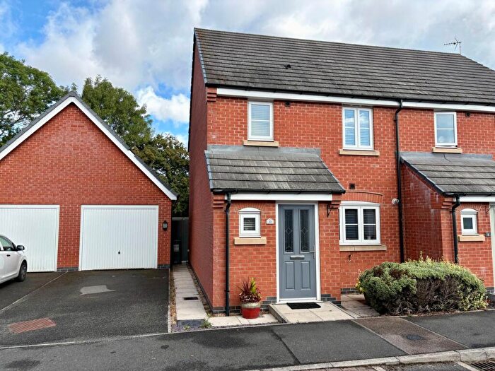 3 Bedroom Semi-Detached House For Sale In Field View Close, Huncote, Leicester, LE9