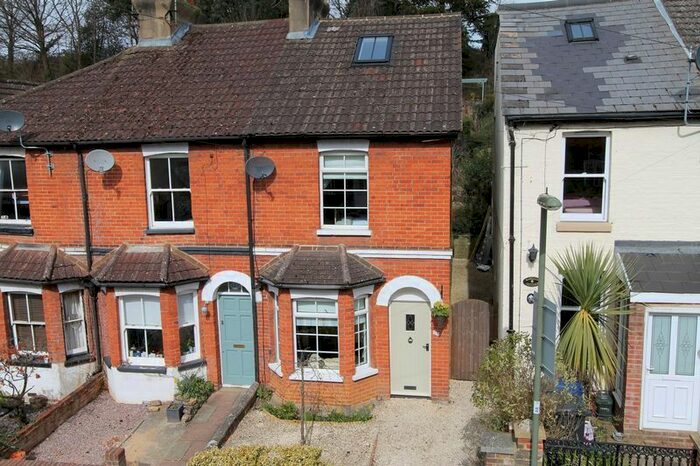 3 Bedroom Terraced House To Rent In Brighton Road, Godalming, GU7