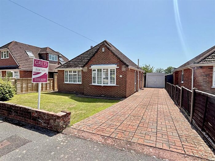 2 Bedroom Detached Bungalow For Sale In Holcombe Road, Poole, BH16