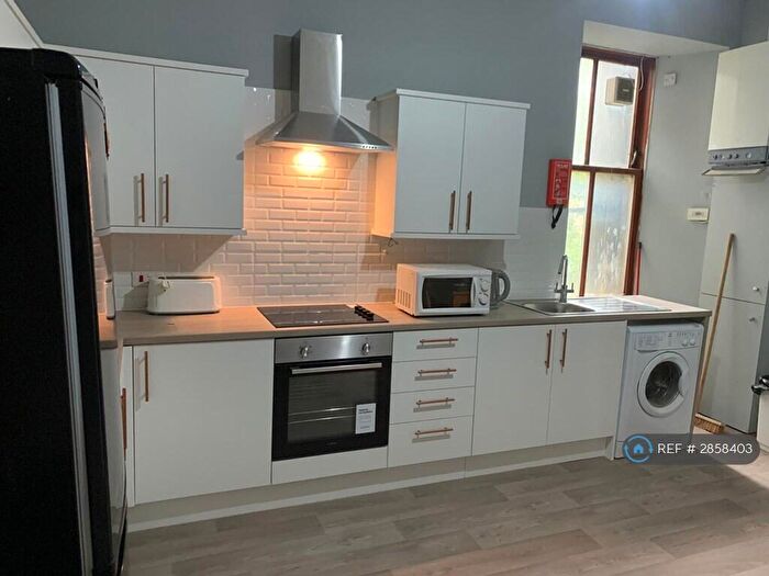 4 Bedroom Flat To Rent In Gray Street, Glasgow, G3