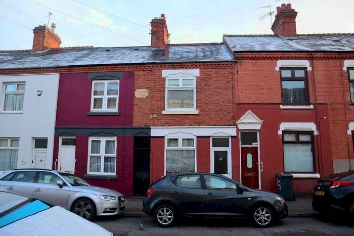 3 Bedroom Terraced House To Rent In Asfordby Street, Leicester, LE5