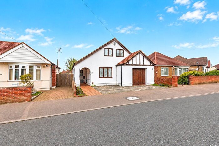 4 Bedroom Detached House For Sale In Gerrard Avenue, Rochester, ME1