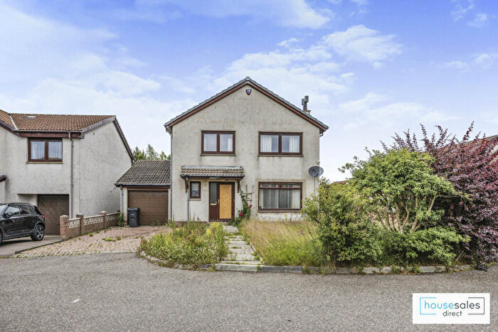 4 Bedroom Detached House For Sale In Gorse Circle, Aberdeen, AB12