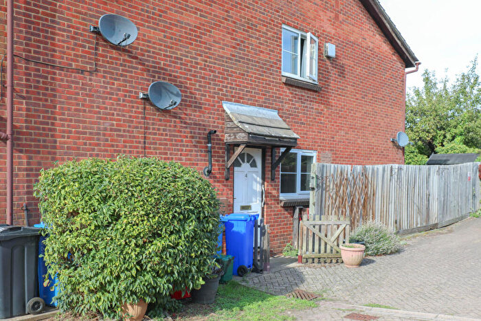 2 Bedroom Apartment For Sale In Stanley Boddington Court, Kettering, NN15