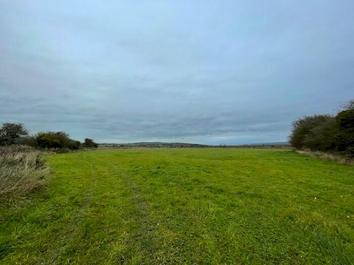 Property For Sale In Pinged, Burry Port SA16