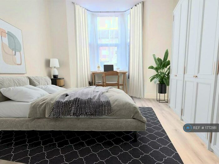 2 Bedroom Flat To Rent In East Finchley, London, N2