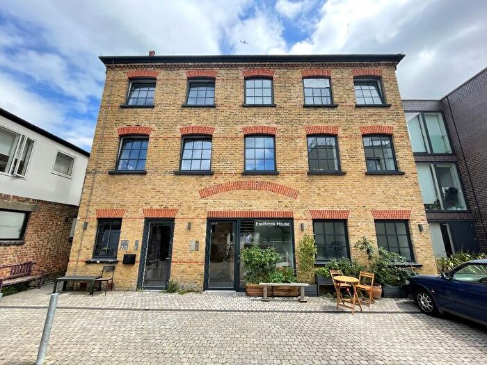 1 Bedroom Flat To Rent In Brooksby's Walk, London, E9