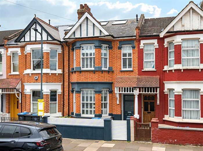 4 Bedroom Property For Sale In Doyle Gardens, London, NW10