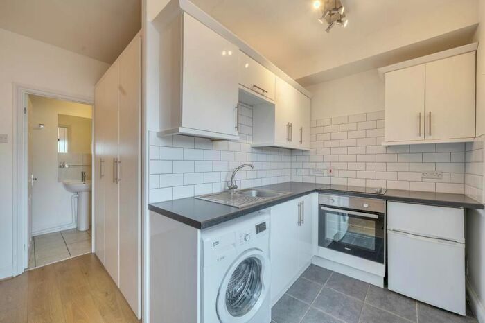 Studio To Rent In Castle Hill, Reading, RG1