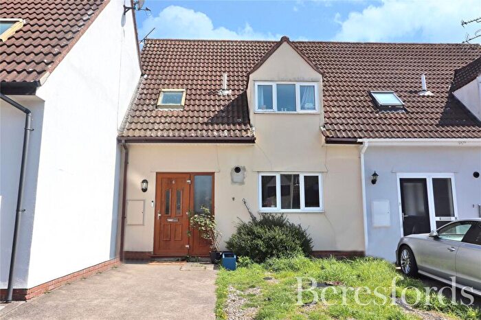 3 Bedroom Terraced House For Sale In Churchill Rise, Chelmsford, CM1