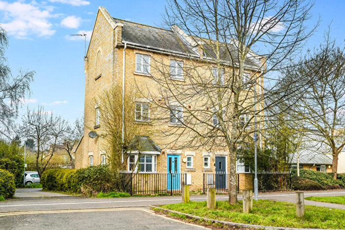 3 Bedroom End Of Terrace House For Sale In The Meades, Chelmsford, CM2