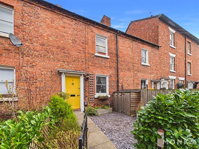 2 Bedroom Terraced House For Sale In Severn Street, Shrewsbury, SY1