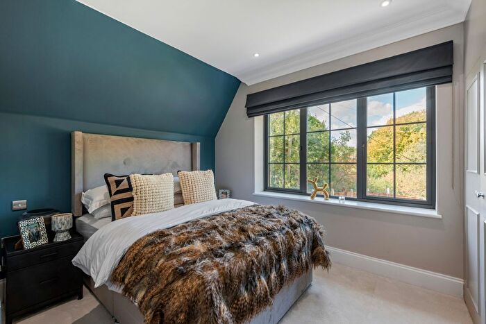 2 Bedroom Detached House For Sale In Barley Mow Lane, St.Albans, AL4