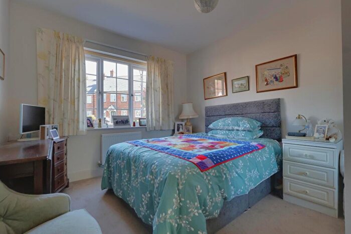 2 Bedroom Semi-Detached Bungalow For Sale In Deerleap Lane, Rowlands Castle, PO9