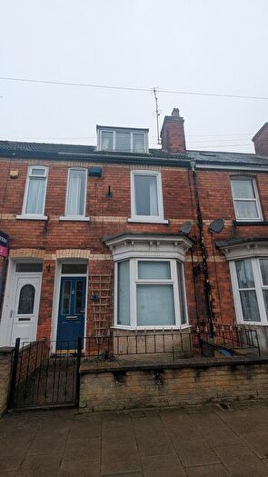 4 Bedroom Terraced House To Rent In Drake Street, Gainsborough, DN21