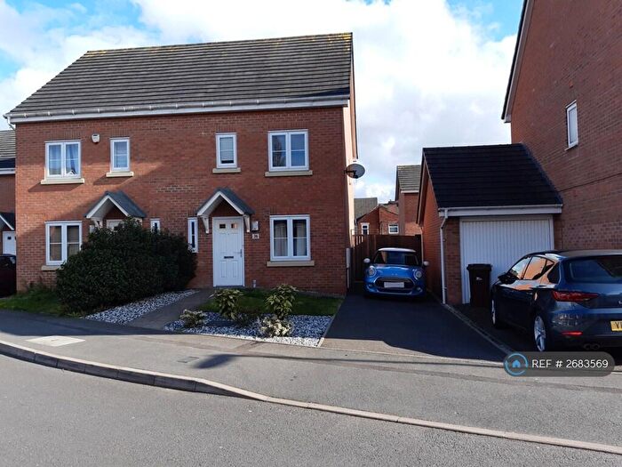 3 Bedroom Semi-Detached House To Rent In Saw Mill Way, Burton Upon Trent, DE14