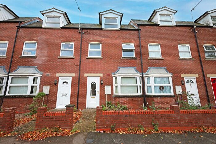 2 Bedroom Terraced House For Sale In Hartley Street, PE21