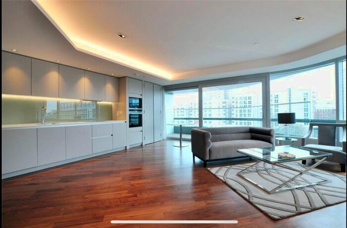 2 Bedroom Flat To Rent In Canaletto Tower, City Road, London, EC1V
