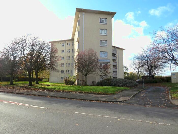 2 Bedroom Flat To Rent In Tile Cross Road, Birmingham, B33