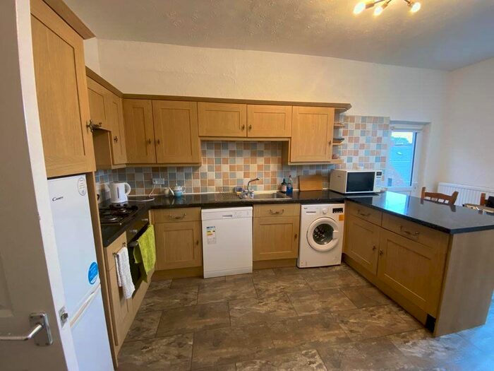 2 Bedroom Flat To Rent In Mirador Crescent, Uplands, SA2