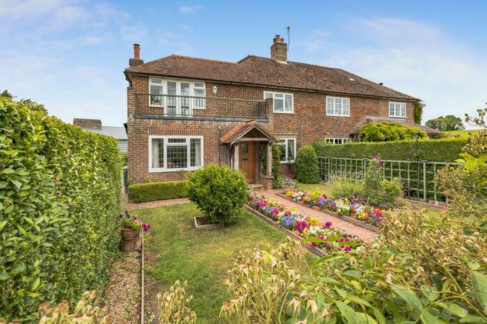 3 Bedroom Semi-Detached House For Sale In Amberley Road, Parham, RH20