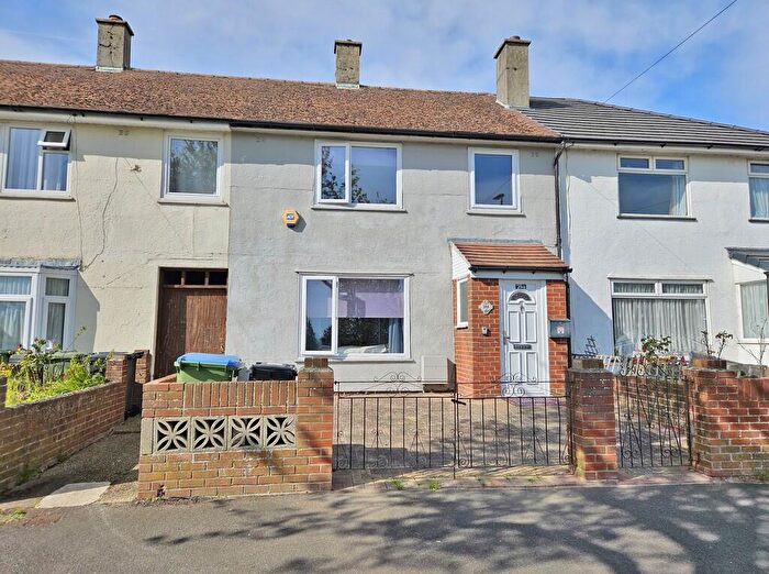 3 Bedroom Terraced House For Sale In Allaway Avenue, Paulsgrove, PO6