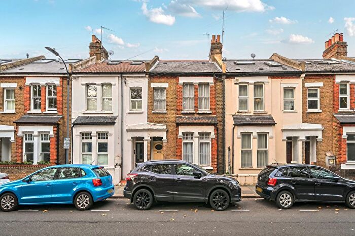 3 Bedroom Detached House For Sale In St. Dunstans Road, London, W6