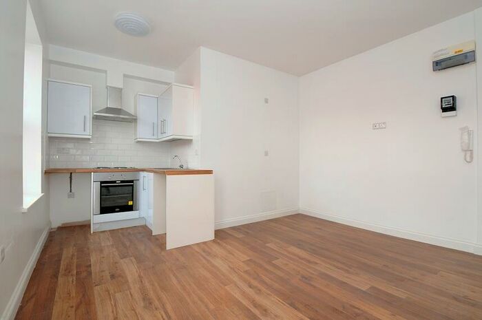 1 Bedroom Flat To Rent In Rye Lane Peckham, SE15