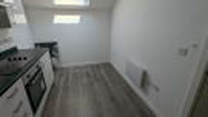 Studio To Rent In East Lane, Runcorn, WA7