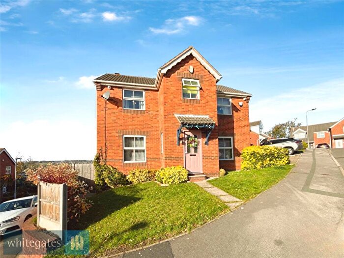 4 Bedroom Detached House For Sale In Quarry Bank Close, Cudworth, S72