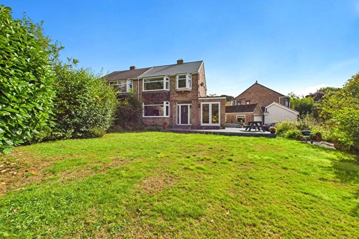 4 Bedroom Semi-Detached House For Sale In Longford Road, Bradway, S17
