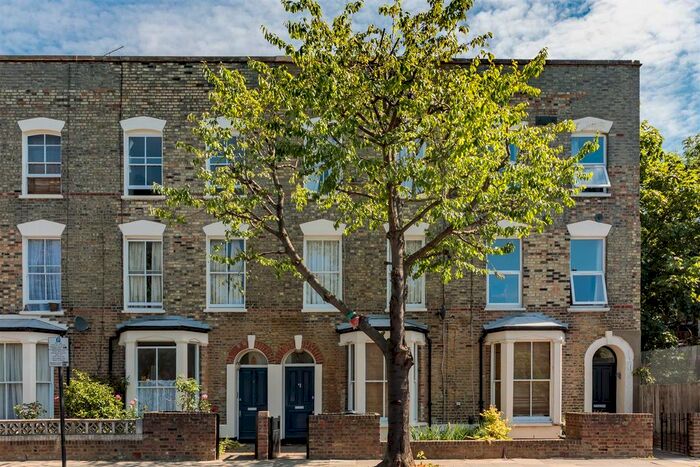 1 Bedroom Flat To Rent In Woodfall Road, London, N4