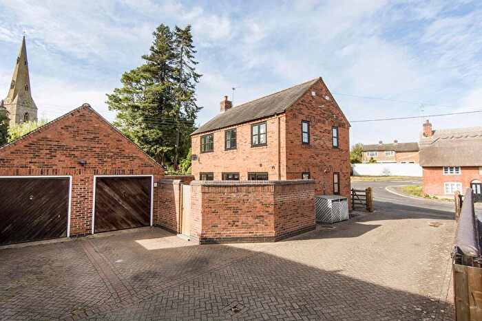 3 Bedroom Detached House For Sale In Welford Road, South Kilworth, Lutterworth, LE17