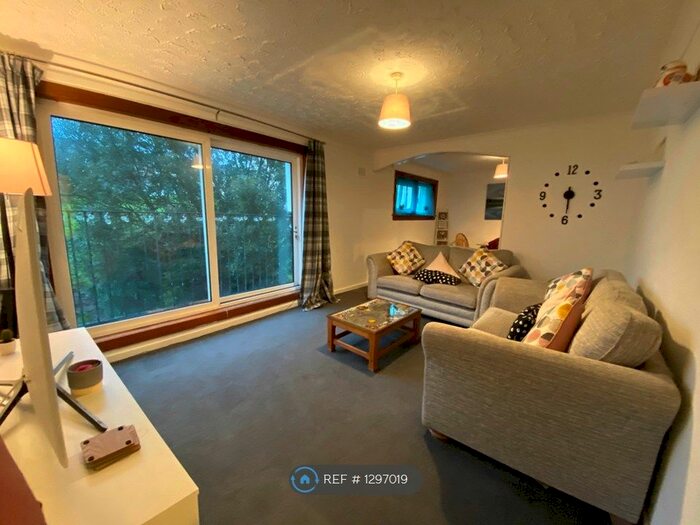 3 Bedroom Maisonette To Rent In Macewan Place, Kilmarnock KA3