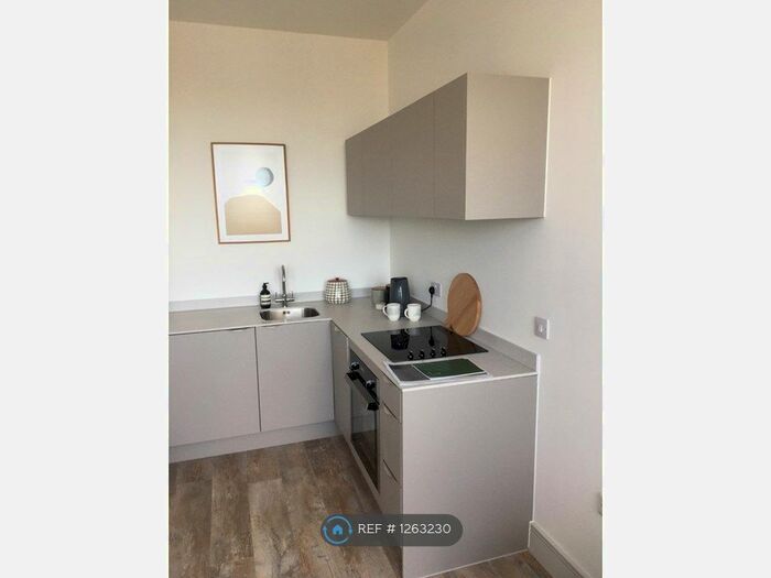 1 Bedroom Flat To Rent In Coventry Road, Birmingham B26