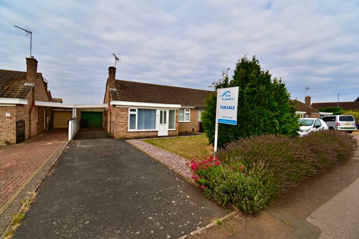 2 Bedroom Bungalow For Sale In Ledaig Way, Northampton, NN3
