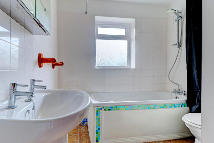 2 Bedroom Apartment To Rent In Eaton Avenue, High Wycombe, Buckinghamshire, HP12