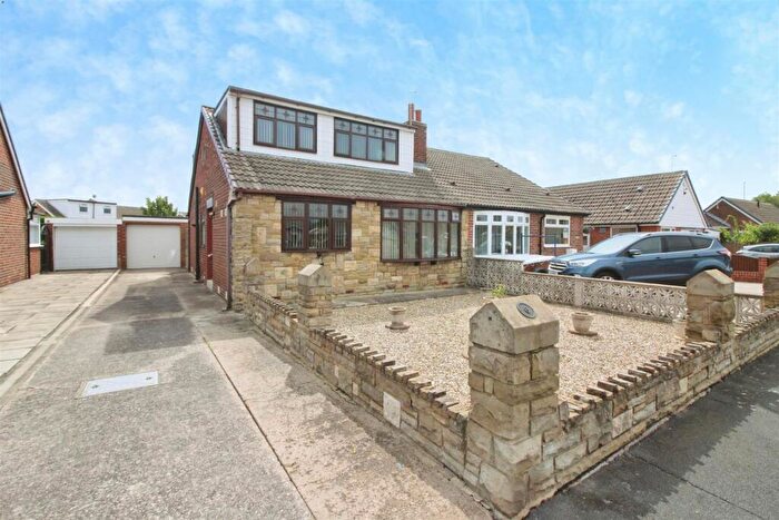 3 Bedroom Semi-Detached Bungalow For Sale In Calvert Close, Kippax Leeds, LS25
